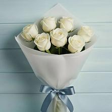 Букет 7 Белых роз Эдлесс Лав в Нагорске