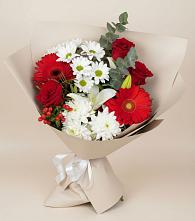 Букет цветов из:  Розы, Хризантемы, Герберы и Лилии в Нагорске