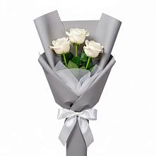 Букет 3 белые розы в Нагорске