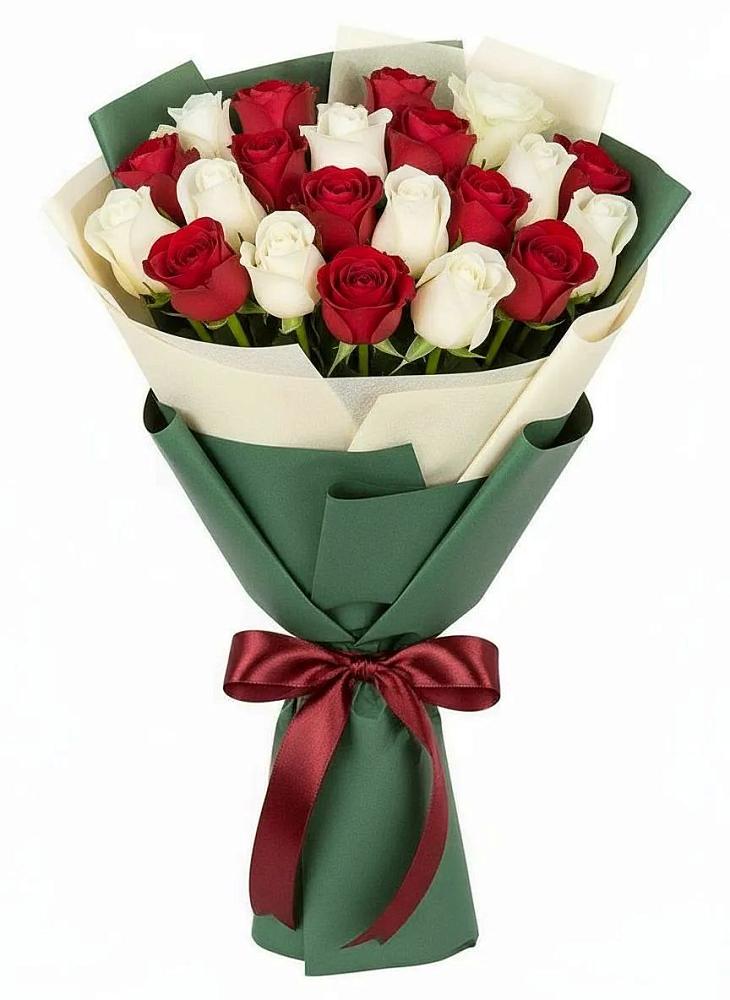 Букет Микс из красных и белых роз в Нагорске