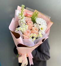 Букет цветов из:  Хризантемы и Розы в Нагорске