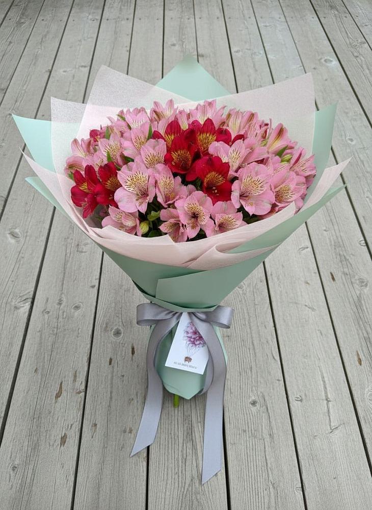 Букет цветов из: Альстромерии в Нагорске