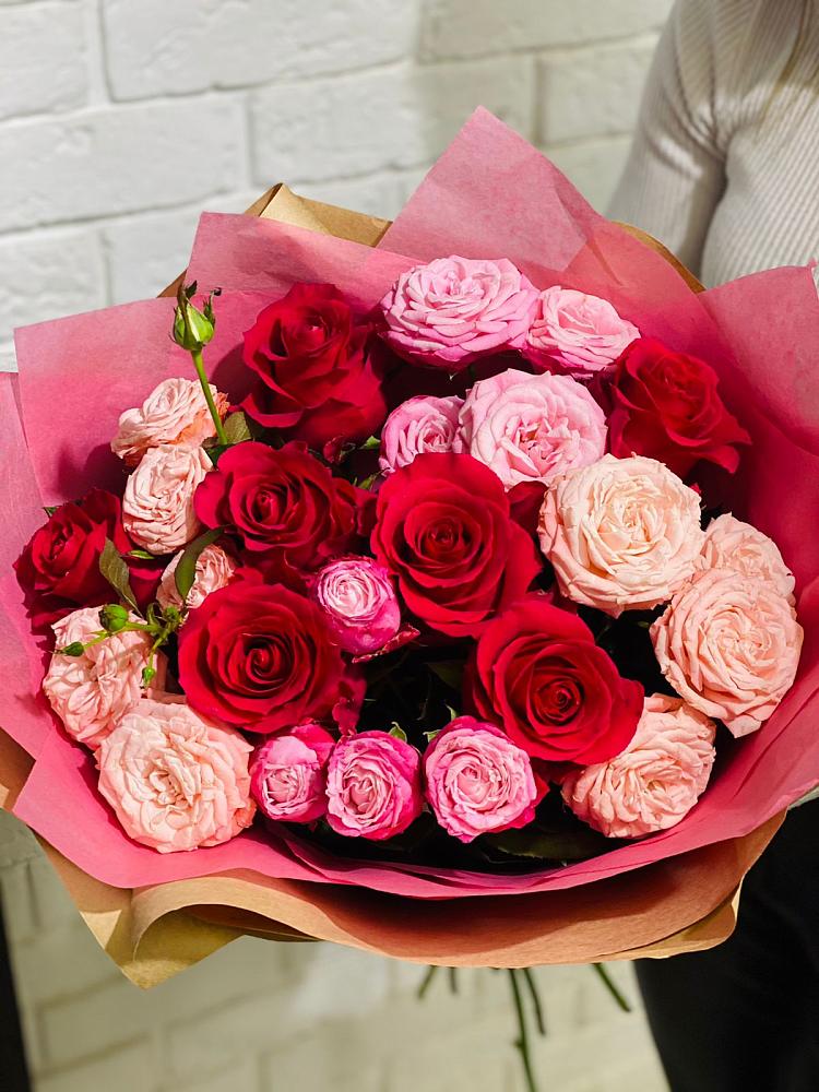 Букет цветов из: Розы в Нагорске
