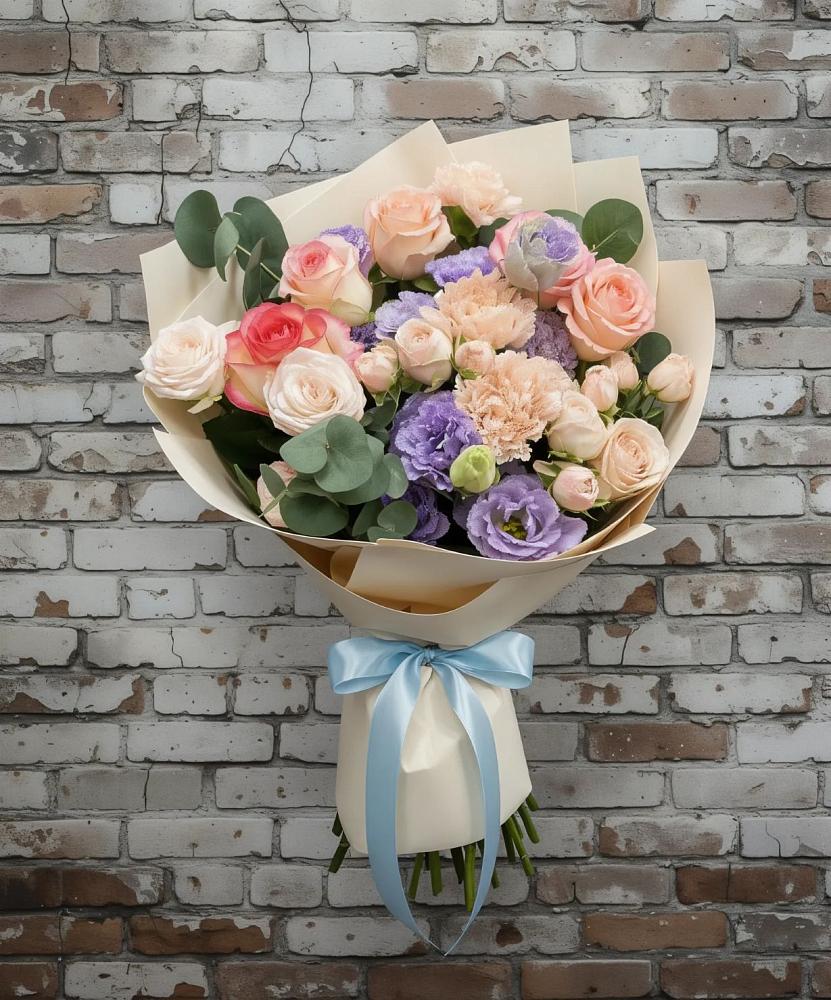 Букет цветов из: Розы, Лизиантусы и Гвоздики в Нагорске