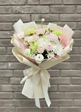 Букет цветов из:  Гвоздики, Розы, Лизиантусы и Хризантемы в Нагорске